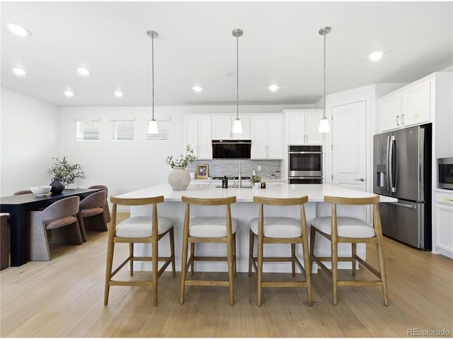 9989 E 62nd Ave, Denver, CO 80238