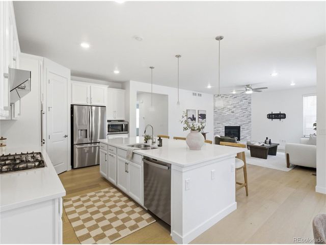 9989 E 62nd Ave, Denver, CO 80238