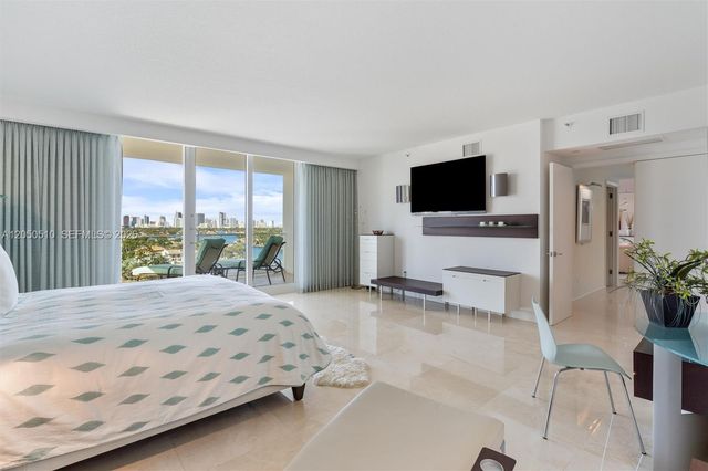 3055 Harbor Dr 1202, Fort Lauderdale, FL 33316
