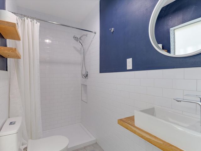 1706 Tuam Street C, Houston, TX 77004