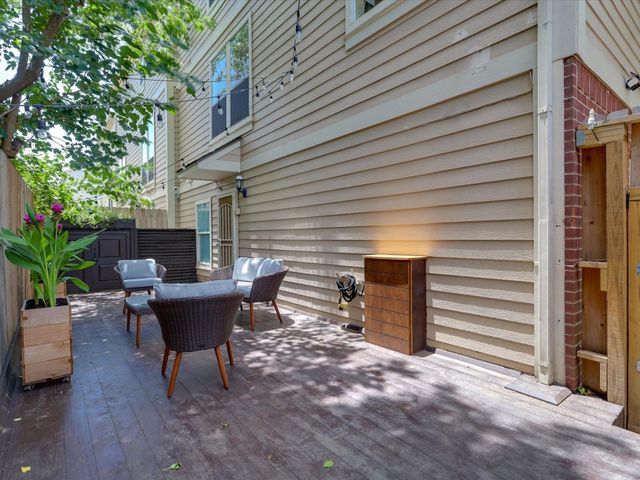 1706 Tuam Street C, Houston, TX 77004