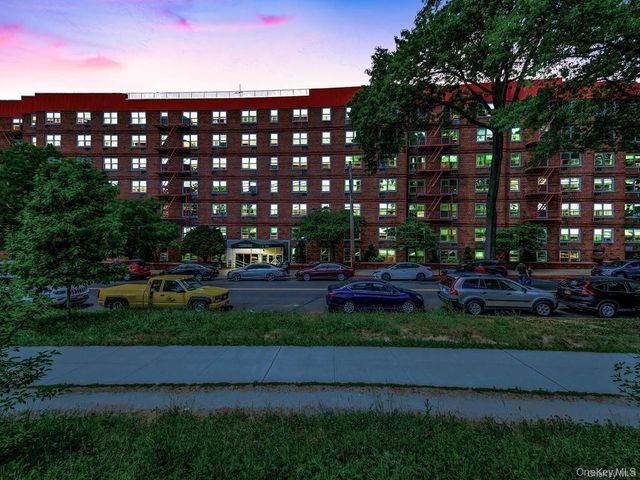 3363 Sedgwick Avenue 4L, Bronx, NY 10463