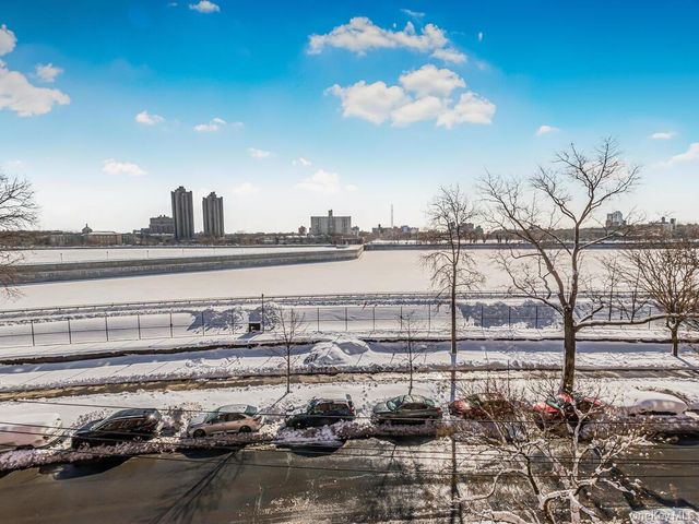 3363 Sedgwick Avenue 4L, Bronx, NY 10463