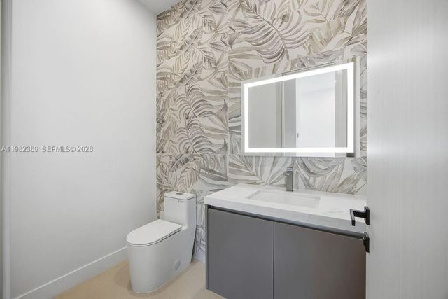 1321 NE 13th Ave 1321, Fort Lauderdale, FL 33304