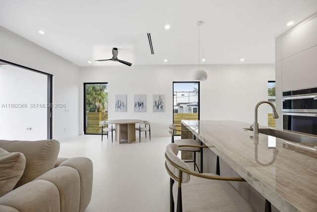 1321 NE 13th Ave 1321, Fort Lauderdale, FL 33304