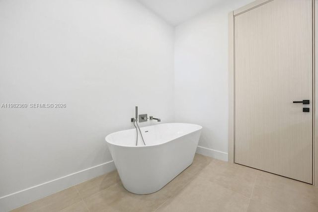 1321 NE 13th Ave 1321, Fort Lauderdale, FL 33304