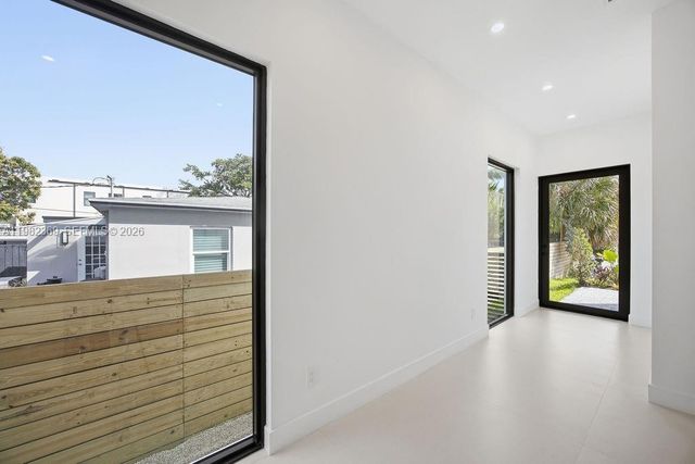 1321 NE 13th Ave 1321, Fort Lauderdale, FL 33304