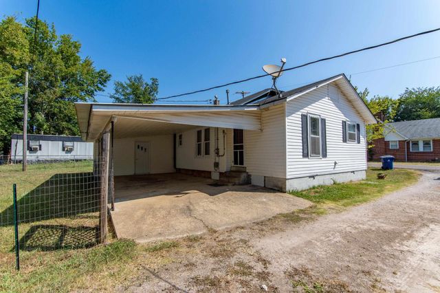 230 WHITE ST, Savannah, TN 38372