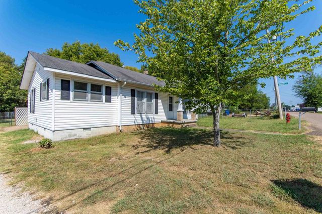 230 WHITE ST, Savannah, TN 38372