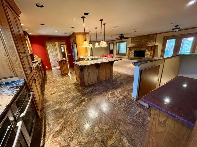 1407 Amarillo Street, Plainview, TX 79072