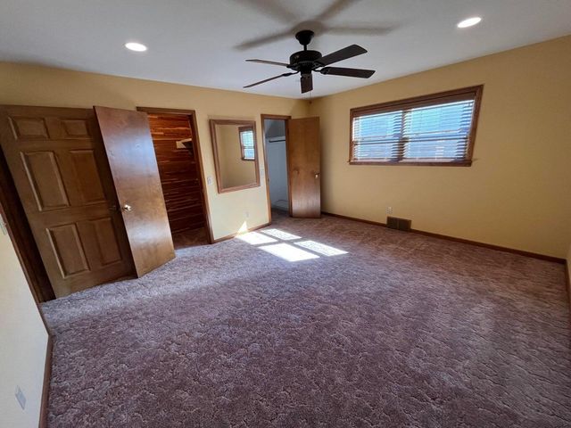 1407 Amarillo Street, Plainview, TX 79072