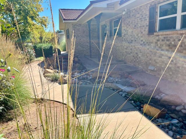 1407 Amarillo Street, Plainview, TX 79072