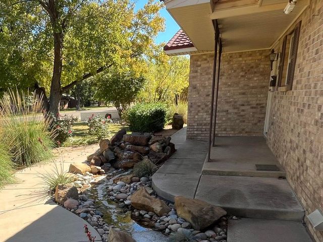 1407 Amarillo Street, Plainview, TX 79072