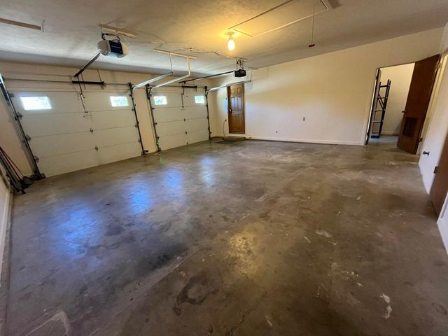 1407 Amarillo Street, Plainview, TX 79072