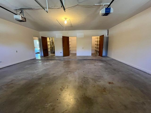 1407 Amarillo Street, Plainview, TX 79072