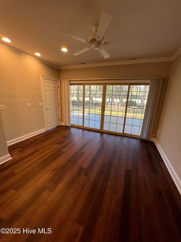 203 Westchester Drive, Morehead City, NC 28557