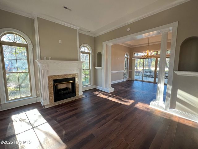 203 Westchester Drive, Morehead City, NC 28557