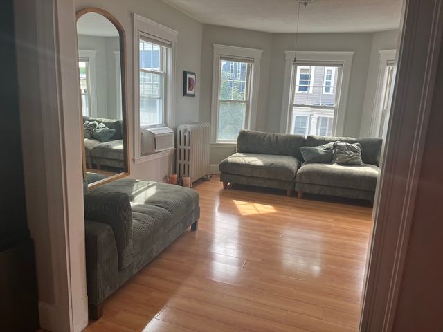 15 Parkton Rd 3, Boston, MA 02130