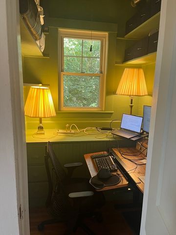 15 Parkton Rd 3, Boston, MA 02130