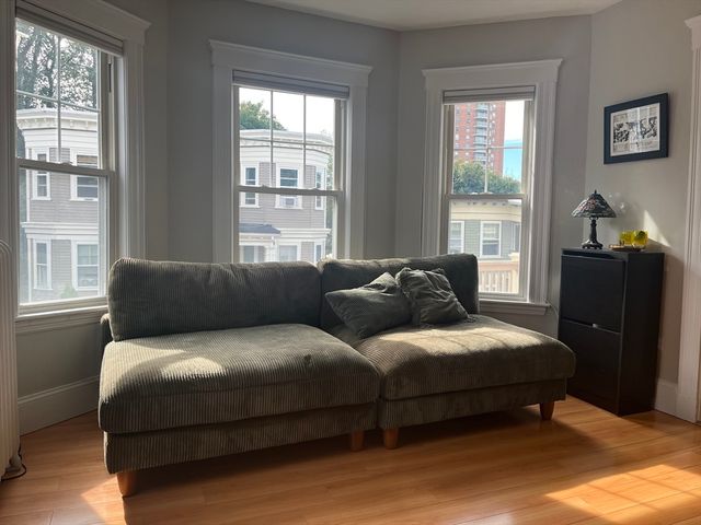 15 Parkton Rd 3, Boston, MA 02130