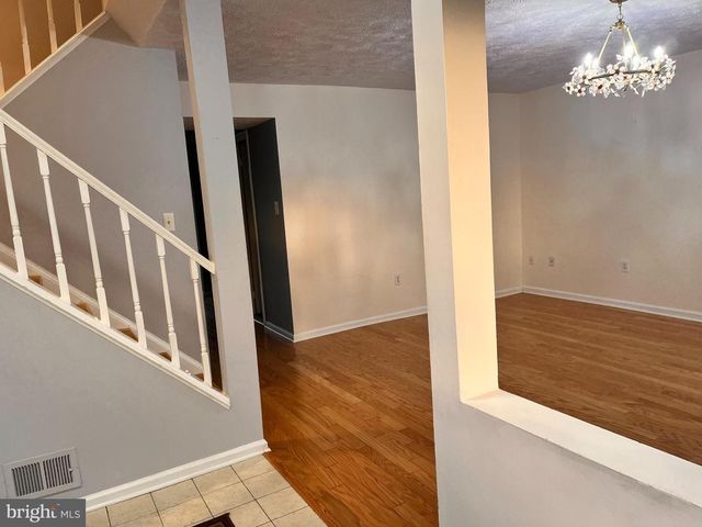 8970 MILES PL, Manassas, VA 20110