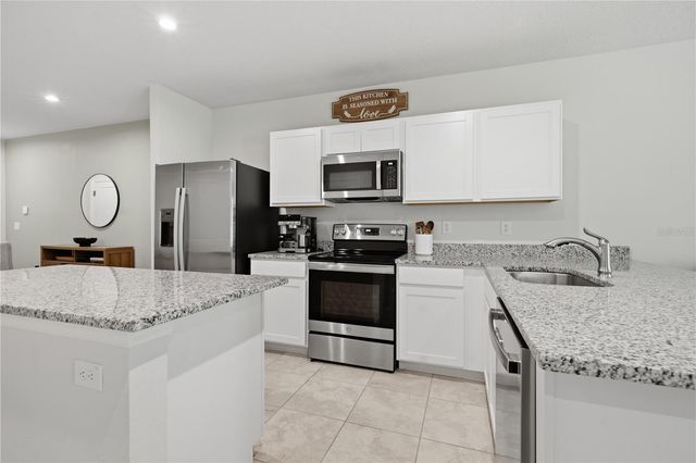 12126 GRIZZLY LANE, New Port Richey, FL 34654