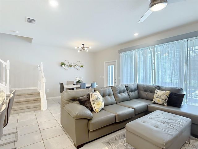 936 PARADISE DRIVE, Davenport, FL 33897