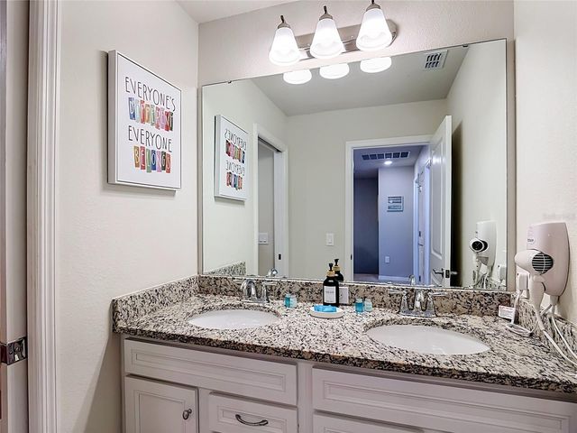 936 PARADISE DRIVE, Davenport, FL 33897