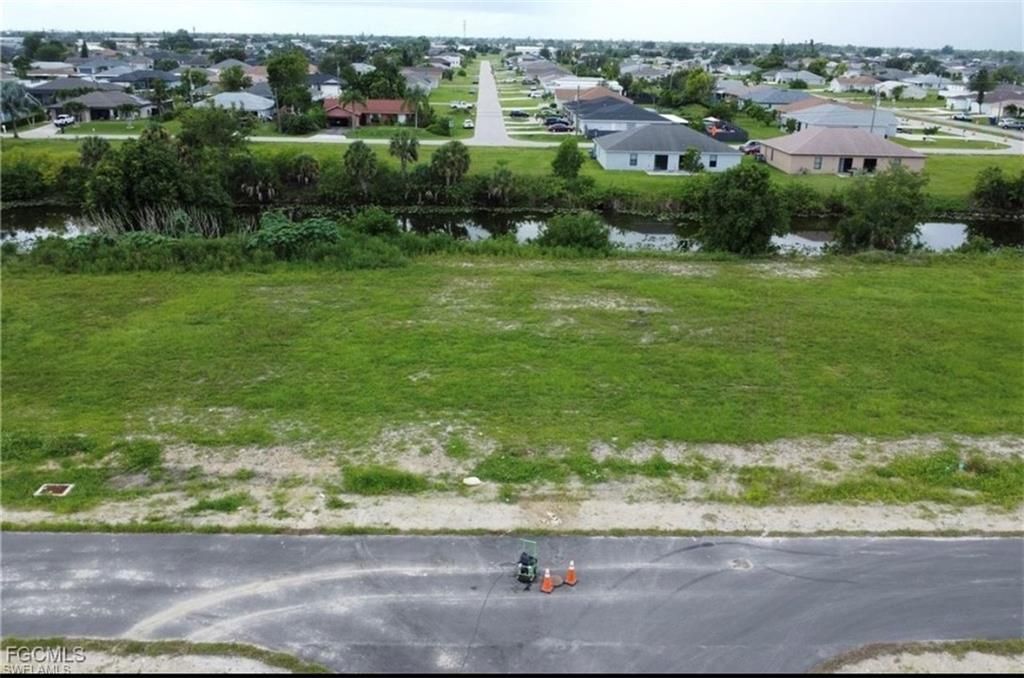 816 NE 12th ST, CAPE CORAL, FL 33909 — photo 2