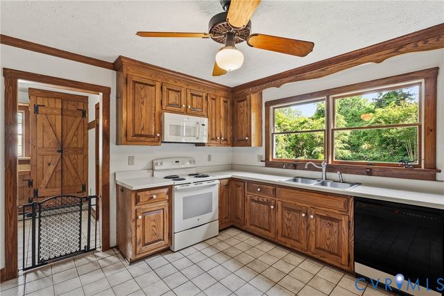 803 Brook Hill Cir, Richmond, VA 23227