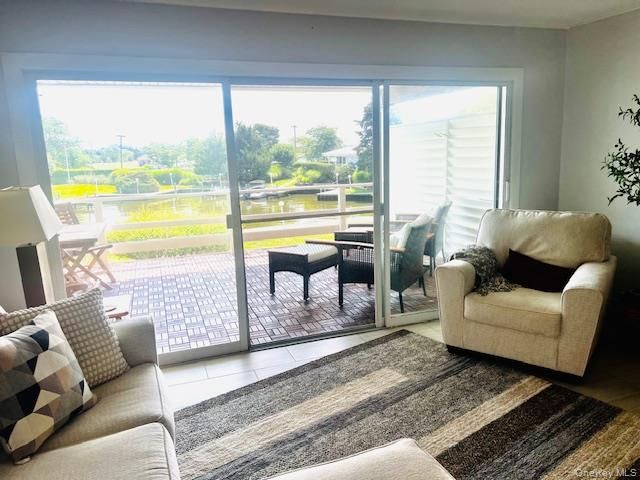 35 Library Avenue 6J, Westhampton Beach, NY 11978