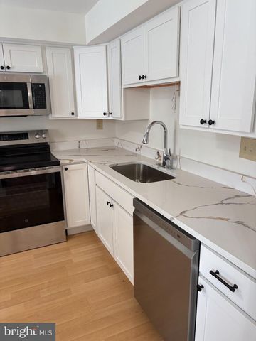 19505 TURTLE DOVE TER, Gaithersburg, MD 20879