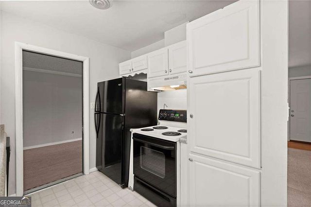 422 Afton Drive, Roswell, GA 30075