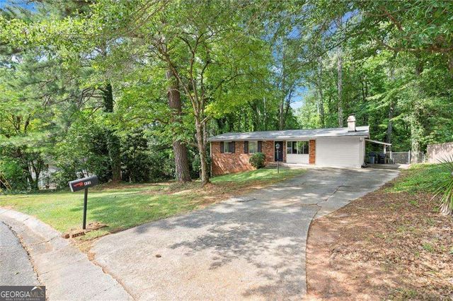 422 Afton Drive, Roswell, GA 30075