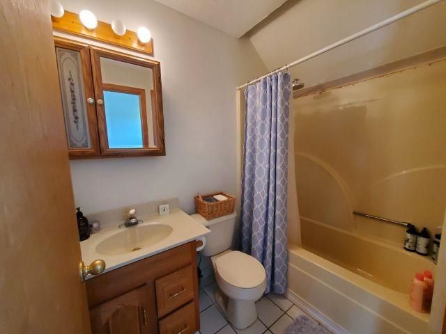 5736 Greenwood Road, Gladwin, MI 48624