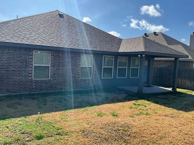 233 Valley View Drive, Waxahachie, TX 75167