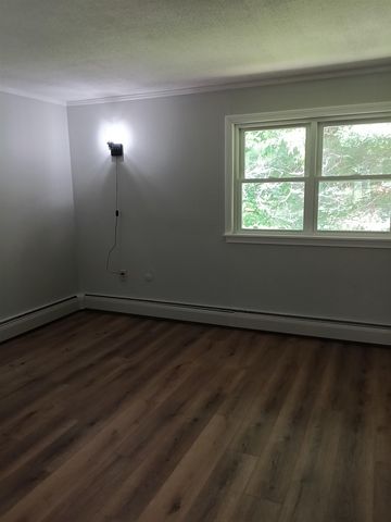 40 Brookside Dr Unit 6, Brattleboro, VT 05301