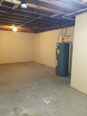 40 Brookside Dr Unit 6, Brattleboro, VT 05301