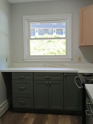 40 Brookside Dr Unit 6, Brattleboro, VT 05301