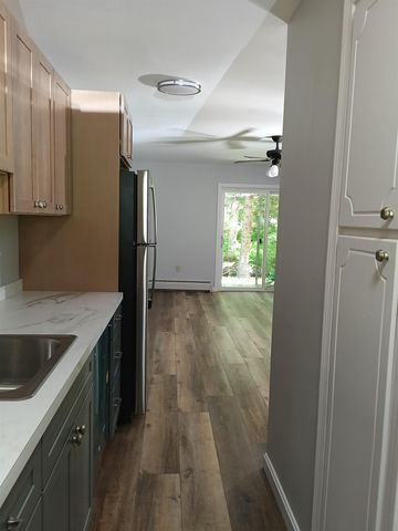 40 Brookside Dr Unit 6, Brattleboro, VT 05301