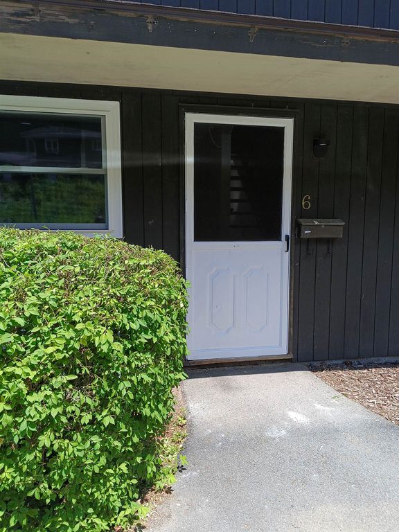 40 Brookside Dr Unit 6, Brattleboro, VT 05301