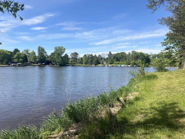 805 Manchester Court, Nekoosa, WI 54457