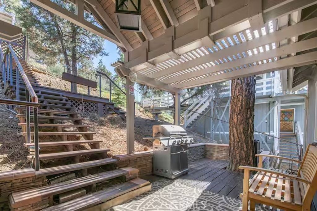 Image 34 of property listing at 700 Booth Way, Big Bear City, CA 92314