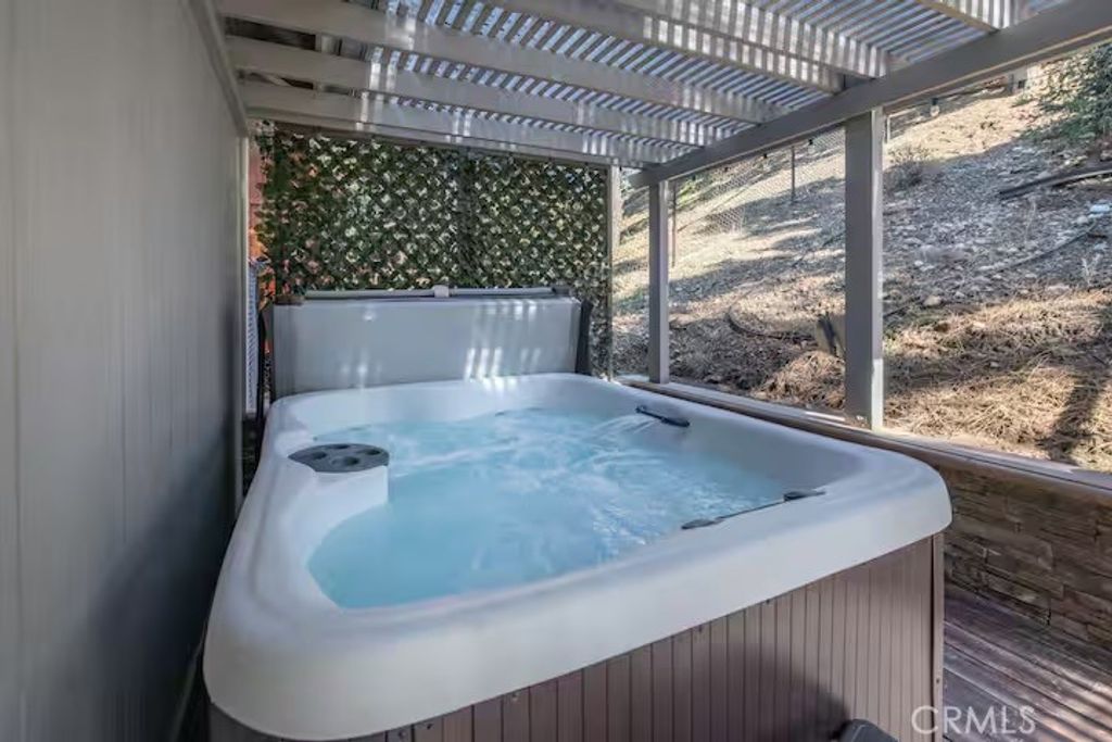 Image 36 of property listing at 700 Booth Way, Big Bear City, CA 92314