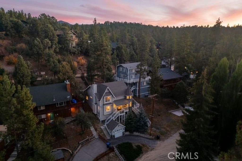 Image 40 of property listing at 700 Booth Way, Big Bear City, CA 92314
