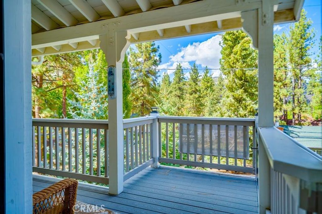 Image 5 of property listing at 700 Booth Way, Big Bear City, CA 92314