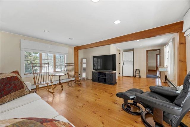 76 Tsienneto Road, Derry, NH 03038