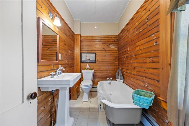 76 Tsienneto Road, Derry, NH 03038