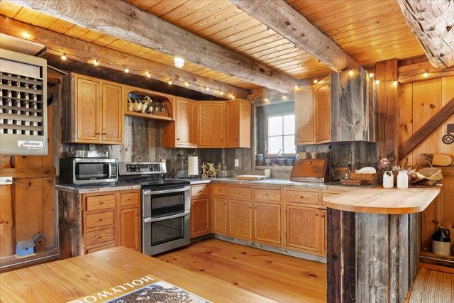 76 Tsienneto Road, Derry, NH 03038