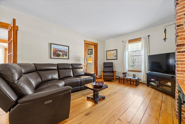 76 Tsienneto Road, Derry, NH 03038